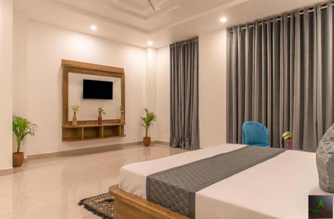 The Hillside Inn Kasauli By Exotic Stays 외부 사진